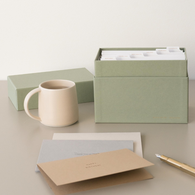 Card Keeper in Sage Green – Becket Hitch