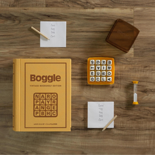 Load image into Gallery viewer, Boggle Bookshelf Edition - becket hitch
