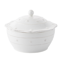 Load image into Gallery viewer, Berry &amp; Thread Whitewash Lidded Casserole - becket hitch
