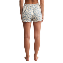 Load image into Gallery viewer, Amour Ditsy Short-Becket Hitch
