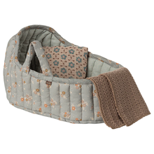 Load image into Gallery viewer, Blue Carry Cot - Becket Hitch
