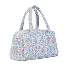 Load image into Gallery viewer, Bridgehampton Floral Quilted Grande Duffle - Becket Hitch
