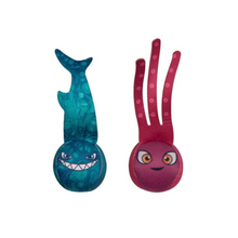 Load image into Gallery viewer, Dive Tails-Becket Hitch
