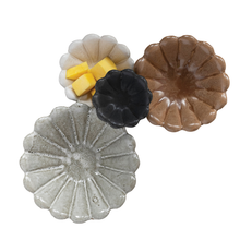 Load image into Gallery viewer, Flower Bowls - Becket Hitch
