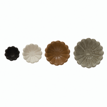 Load image into Gallery viewer, Flower Bowls - Becket Hitch
