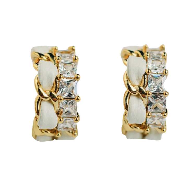 Joanie Hoops - Becket Hitch