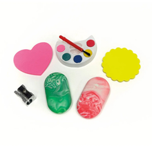 Load image into Gallery viewer, Marbled Bonbon Crackers - Becket Hitch
