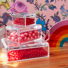 Load image into Gallery viewer, Photo Box 4 x 4 Clear - Becket Hitch
