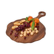Load image into Gallery viewer, Puro Round Serving Board-Becket Hitch
