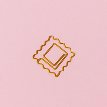 Load image into Gallery viewer, Ravioli Pasta Paper Clips - Becket Hitch
