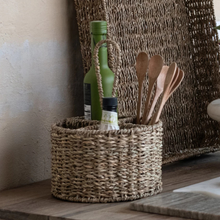 Load image into Gallery viewer, Seagrass Caddy - Becket Hitch
