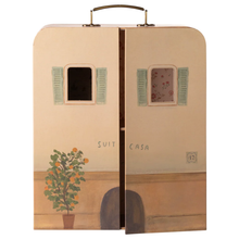 Load image into Gallery viewer, SuitCasa House - Becket Hitch
